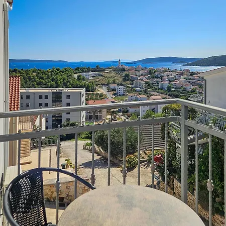 Villa Maris By Interhome Seget Vranjica