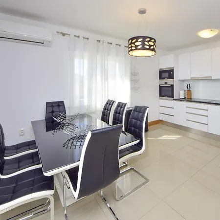 Maris By Interhome *