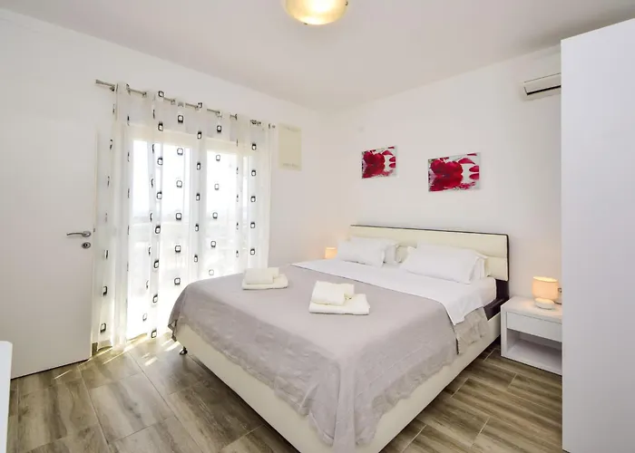 Maris By Interhome * Seget Vranjica