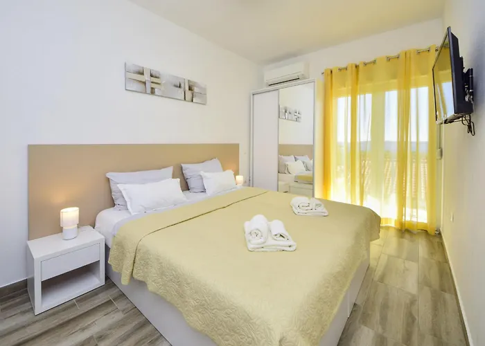 Maris By Interhome Seget Vranjica